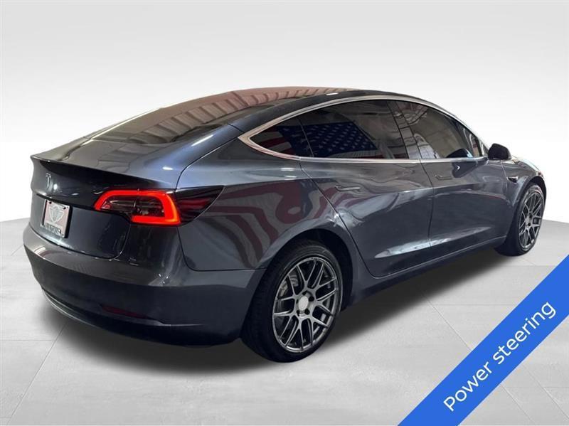 Tesla Model 3 Base 2018