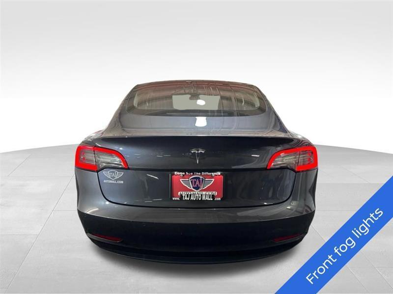 Tesla Model 3 Base 2018
