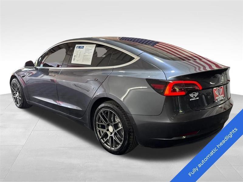Tesla Model 3 Base 2018