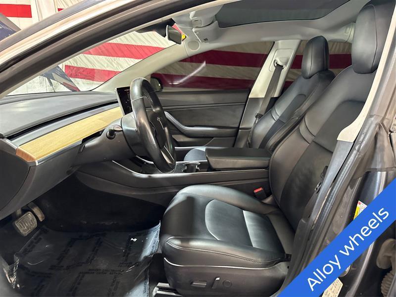Tesla Model 3 Base 2018