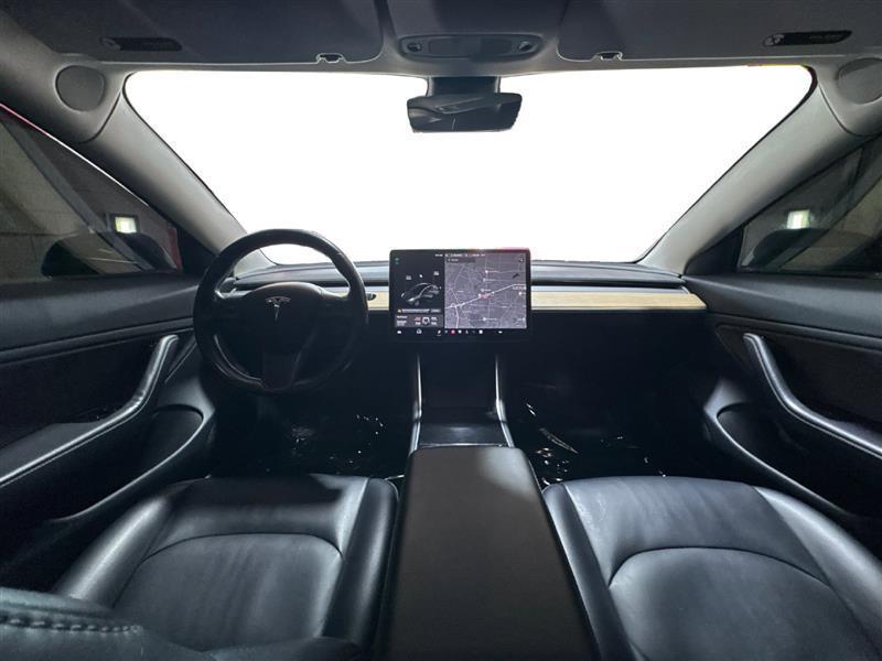 Tesla Model 3 Base 2018