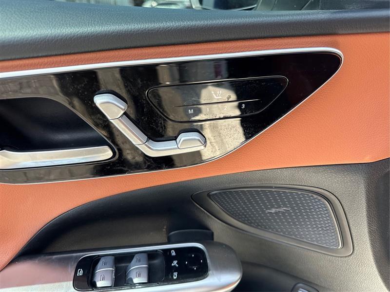 Mercedes-Benz C-Class C300 4MATIC Sedan 2022