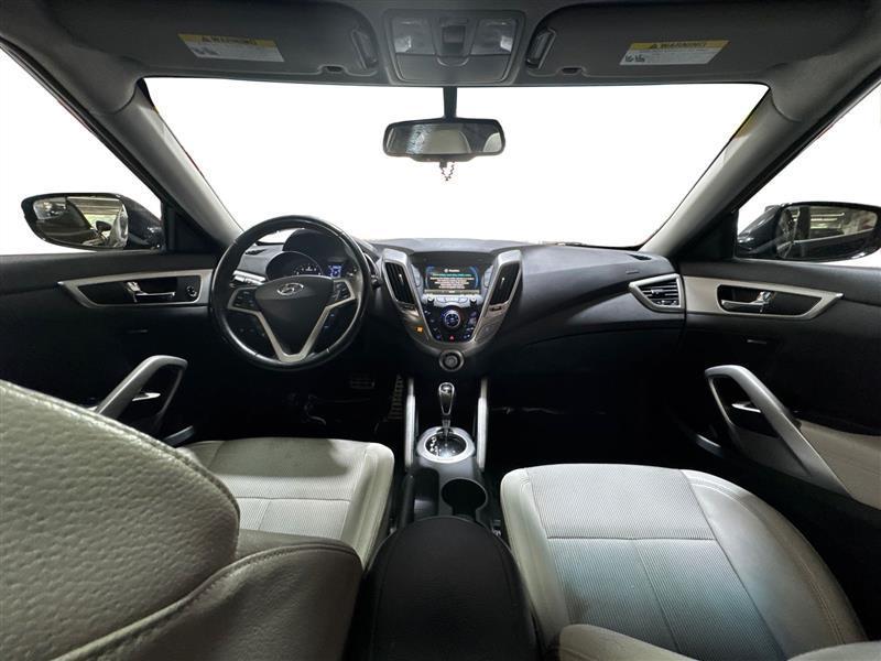 Hyundai Veloster Base 2014