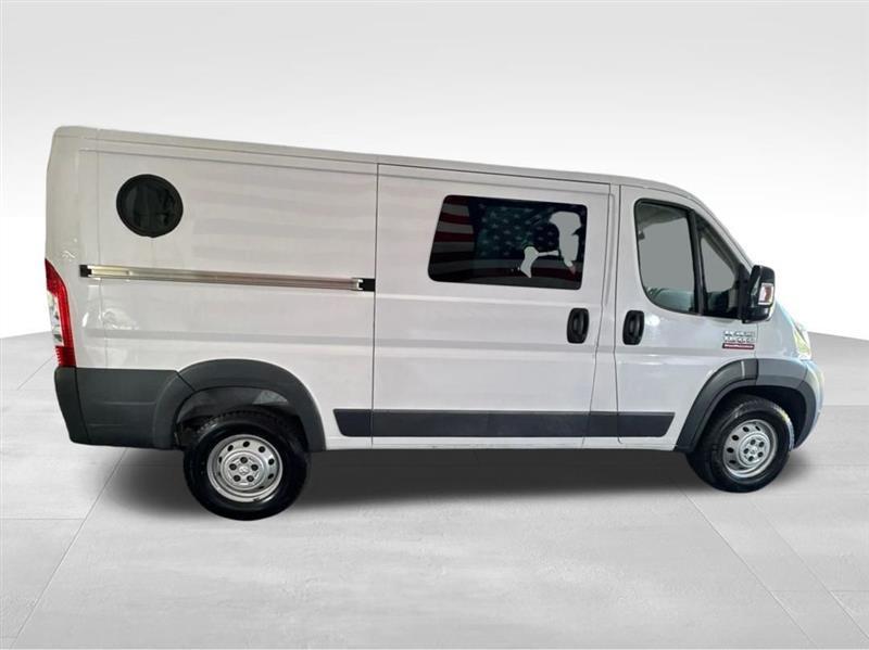 RAM Promaster 1500 Low Roof Tradesman 136-in. WB 2016