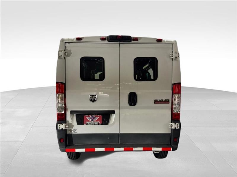 RAM Promaster 1500 Low Roof Tradesman 136-in. WB 2016