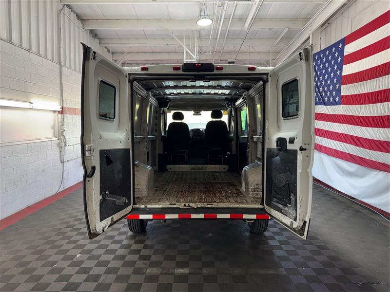 RAM Promaster 1500 Low Roof Tradesman 136-in. WB 2016