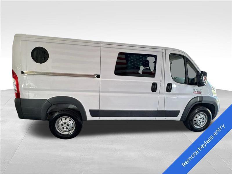 RAM Promaster 1500 Low Roof Tradesman 136-in. WB 2016