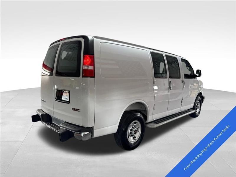 GMC Savana G2500 Cargo 2025