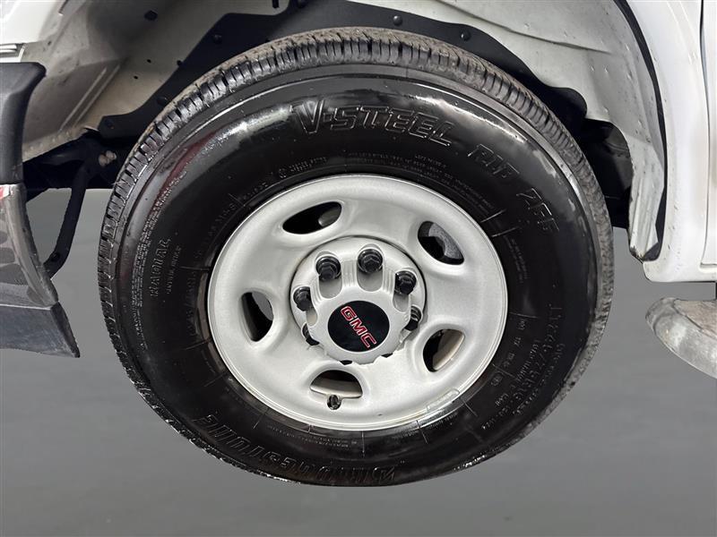 GMC Savana G2500 Cargo 2025