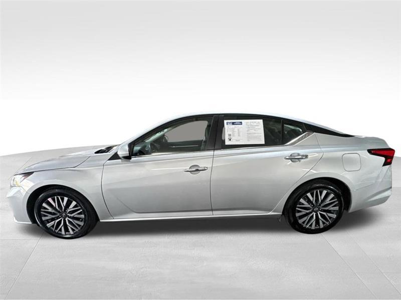Nissan Altima 2.5 SV 2023