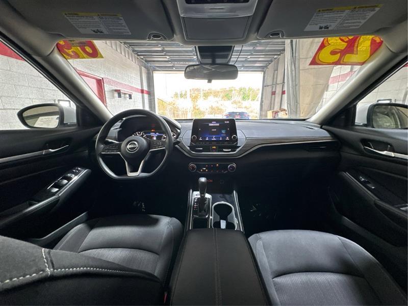 Nissan Altima 2.5 SV 2023