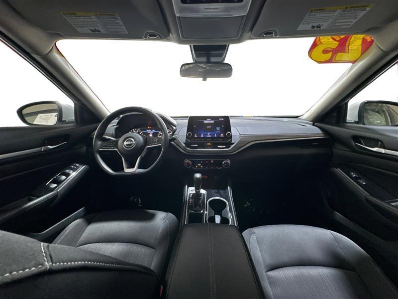 Nissan Altima 2.5 SV 2023