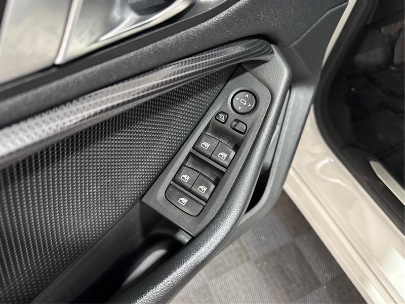 BMW 2-Series Gran Coupe 228i xDrive 2021