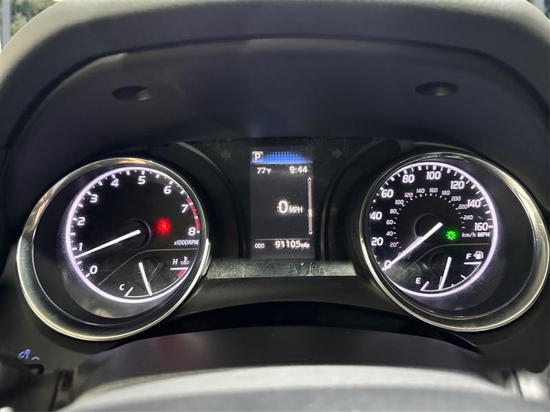 Toyota Camry SE 2019