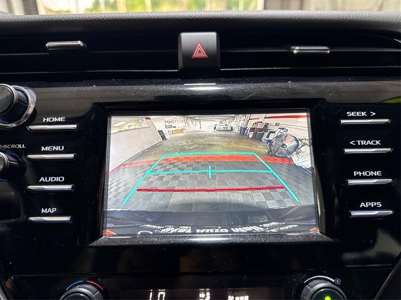 Toyota Camry SE 2019