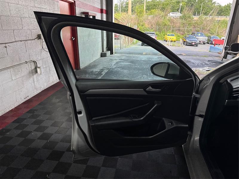 Volkswagen Jetta 1.4T SE 8A 2019