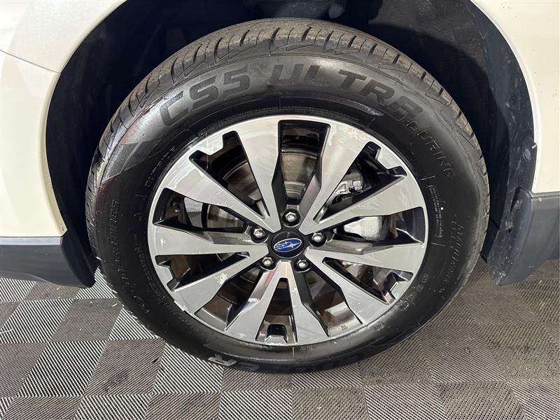 Subaru Outback 2.5i Limited 2015