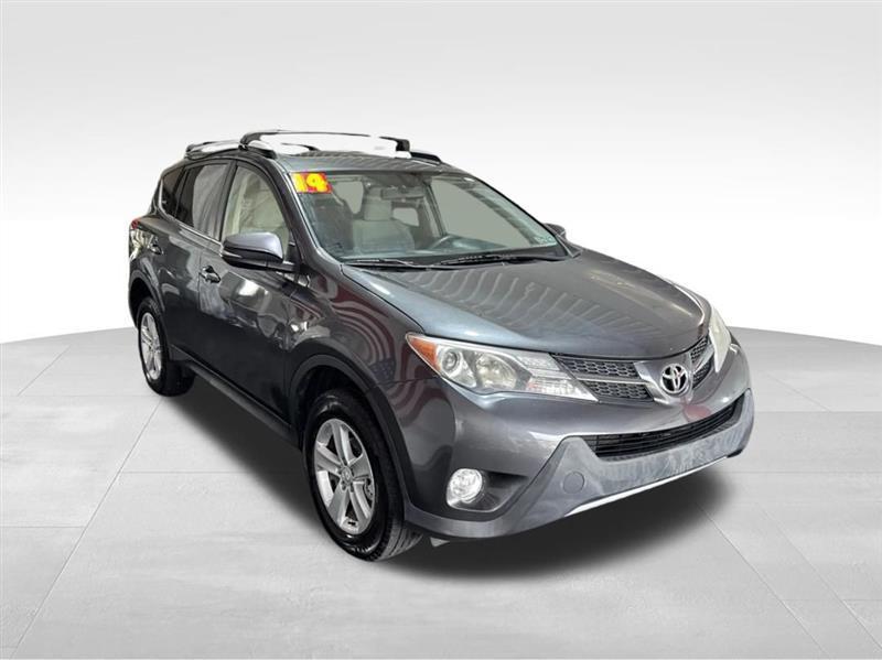 Toyota RAV4 XLE AWD 2014