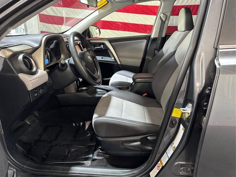 Toyota RAV4 XLE AWD 2014
