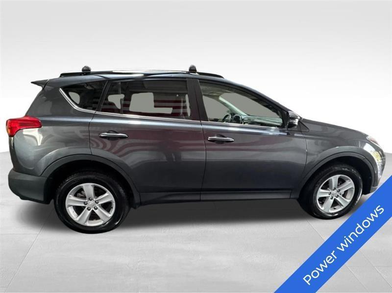 Toyota RAV4 XLE AWD 2014