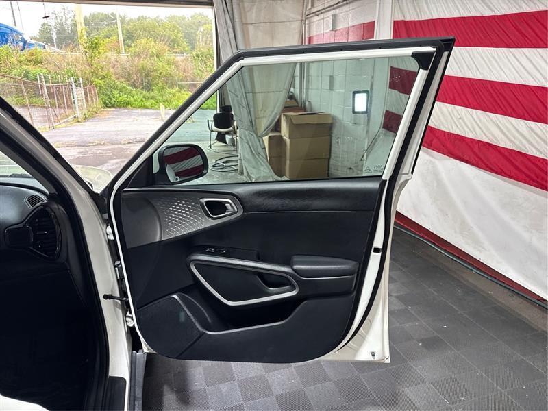 Kia Soul S 2023