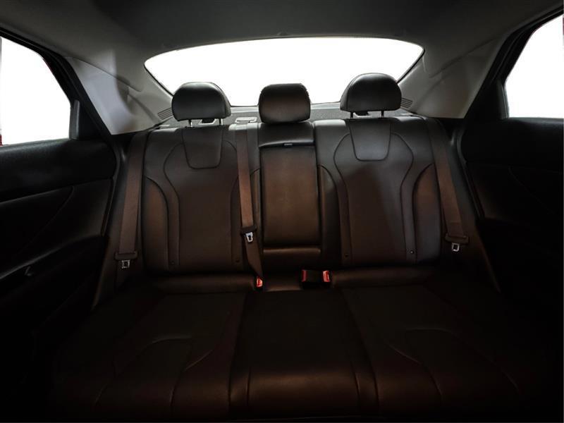 Hyundai Elantra Limited 2023