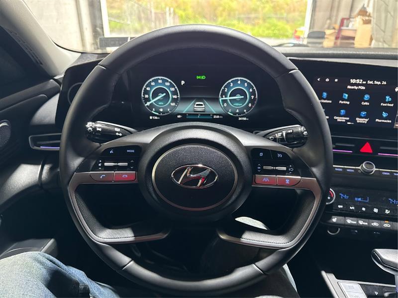 Hyundai Elantra Limited 2023