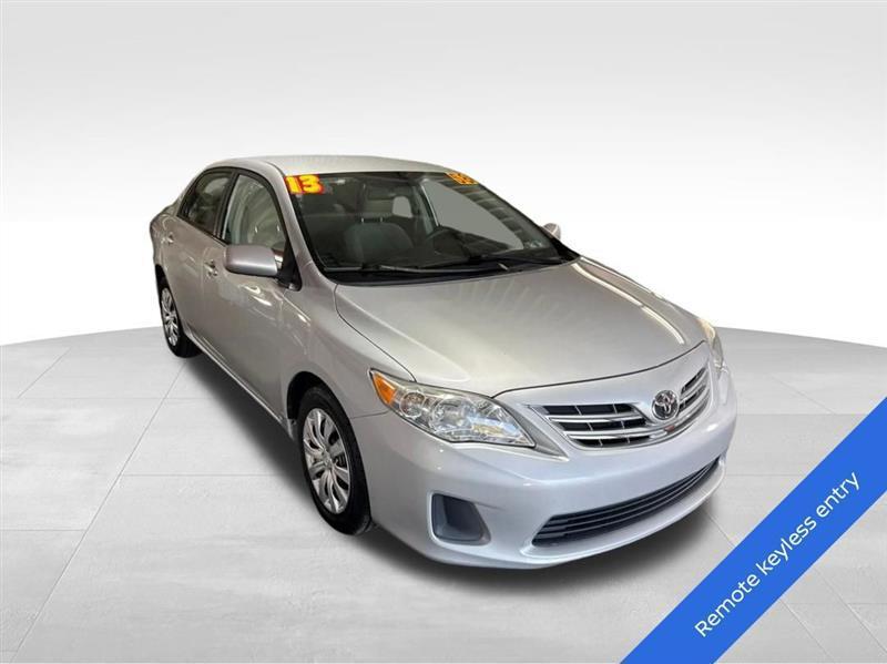 Toyota Corolla LE 4-Speed AT 2013