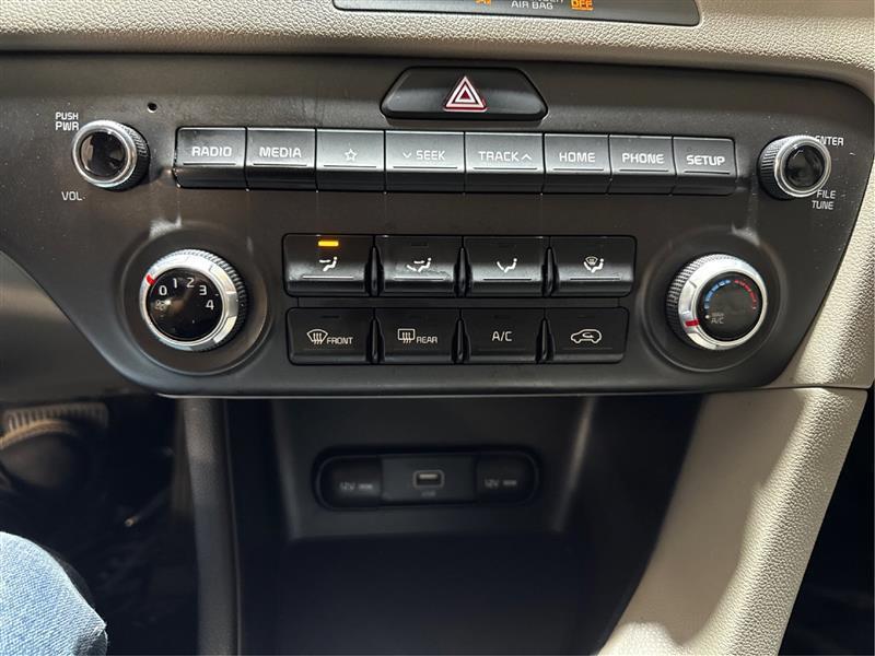 Kia Sportage LX FWD 2022