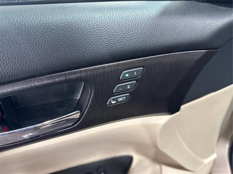 Honda Accord EX-L V6 Sedan AT 2013