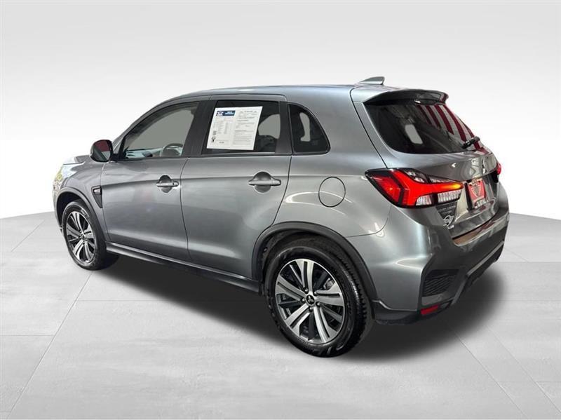 Mitsubishi Outlander Sport 2.0 ES 4WD 2024