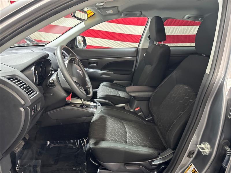 Mitsubishi Outlander Sport 2.0 ES 4WD 2024