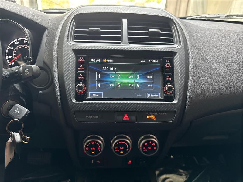 Mitsubishi Outlander Sport 2.0 ES 4WD 2024
