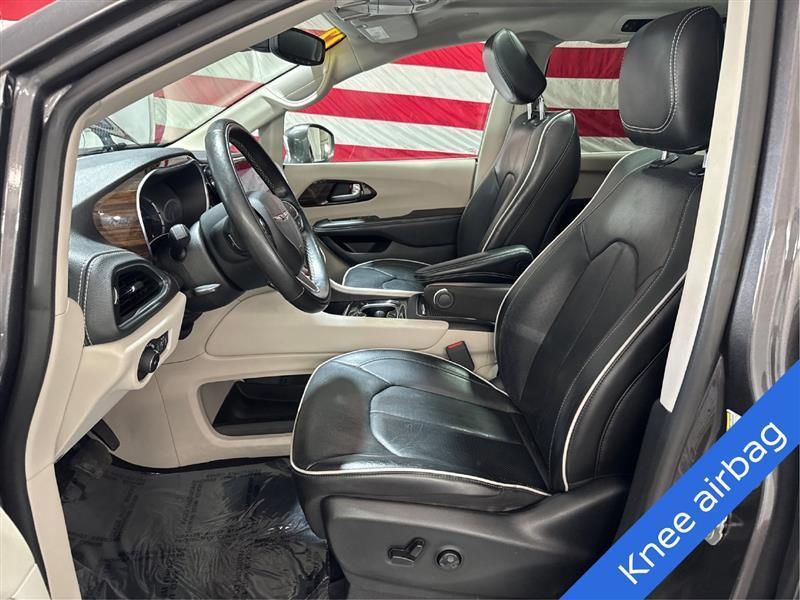 Chrysler Pacifica Hybrid Limited 2022