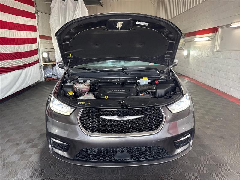 Chrysler Pacifica Hybrid Limited 2022