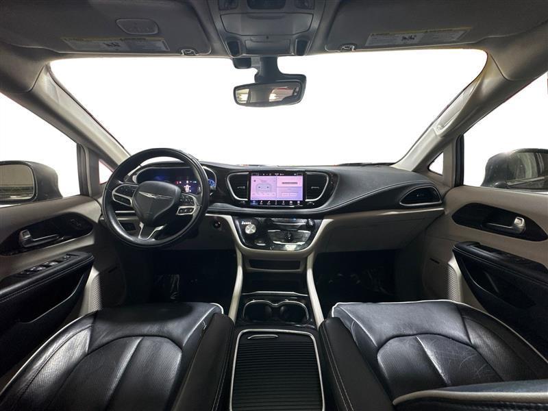 Chrysler Pacifica Hybrid Limited 2022
