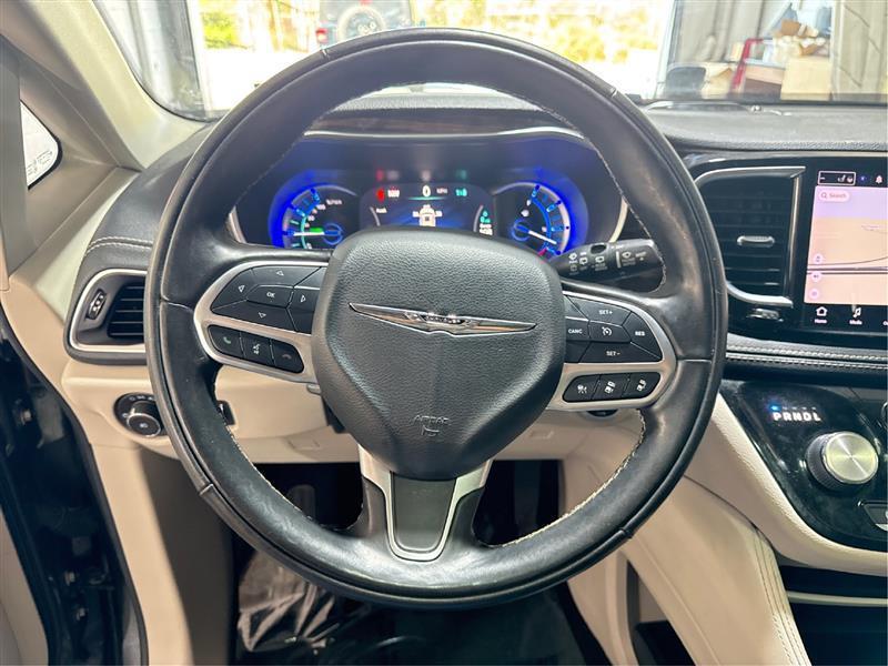 Chrysler Pacifica Hybrid Limited 2022