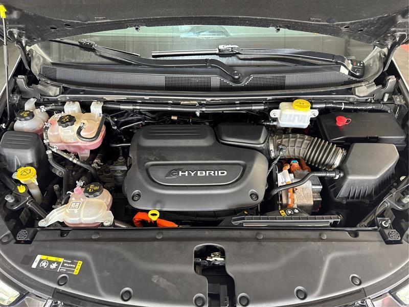 Chrysler Pacifica Hybrid Limited 2022