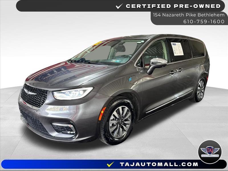 2022 Chrysler Pacifica Hybrid Limited