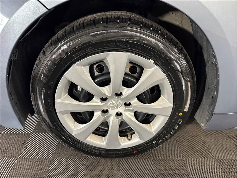 Toyota Corolla LE 2022