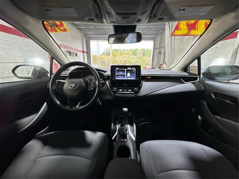 Toyota Corolla LE 2022