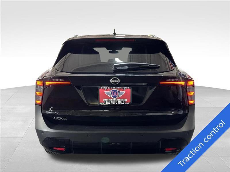 Nissan Kicks SV 2026