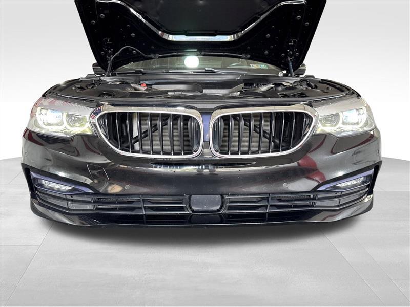 BMW 5-Series 530i xDrive 2018