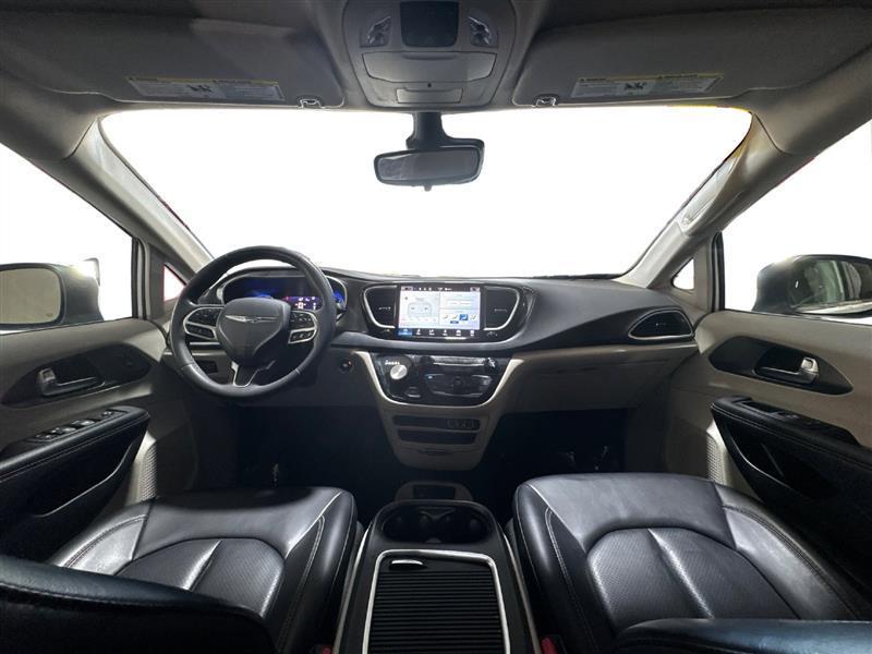 Chrysler Pacifica Touring L 2023
