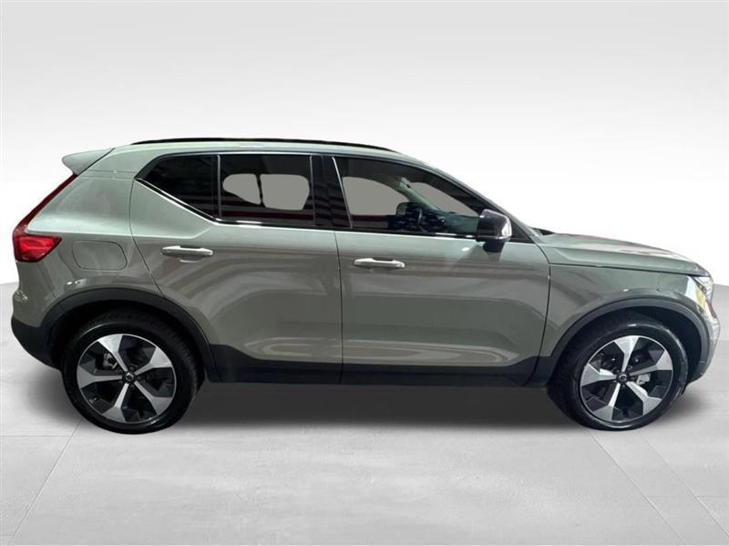 Volvo XC40 B5 Core AWD 2024