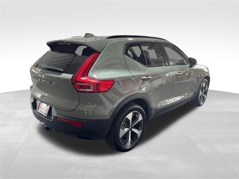 Volvo XC40 B5 Core AWD 2024