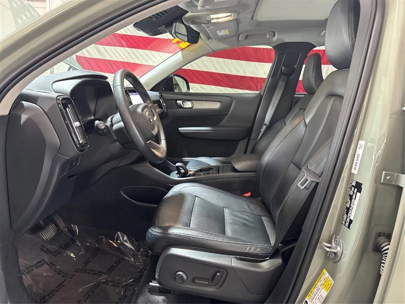 Volvo XC40 B5 Core AWD 2024