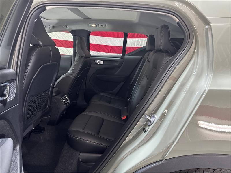 Volvo XC40 B5 Core AWD 2024