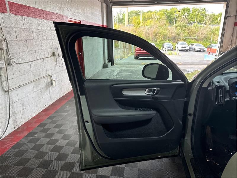 Volvo XC40 B5 Core AWD 2024
