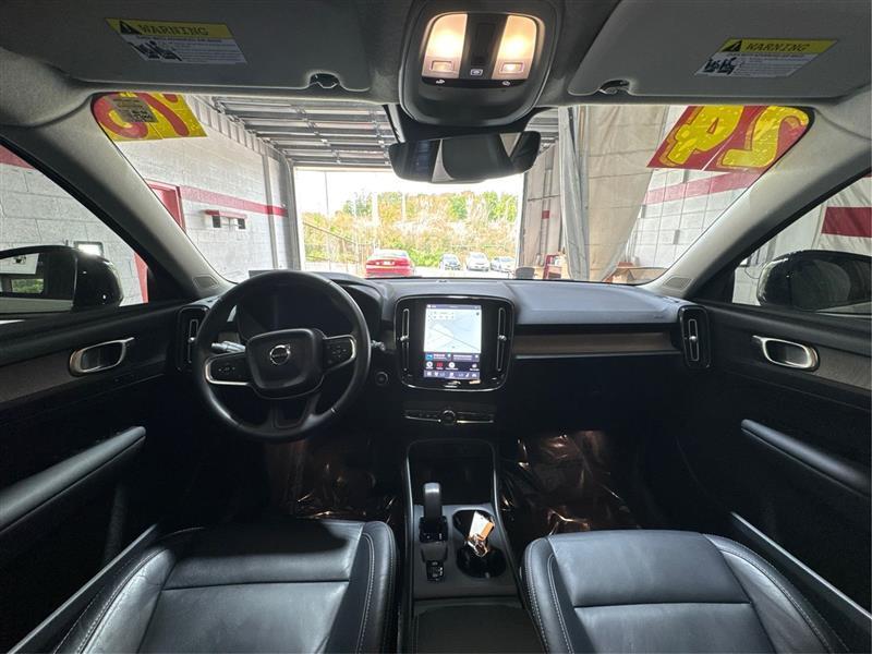 Volvo XC40 B5 Core AWD 2024